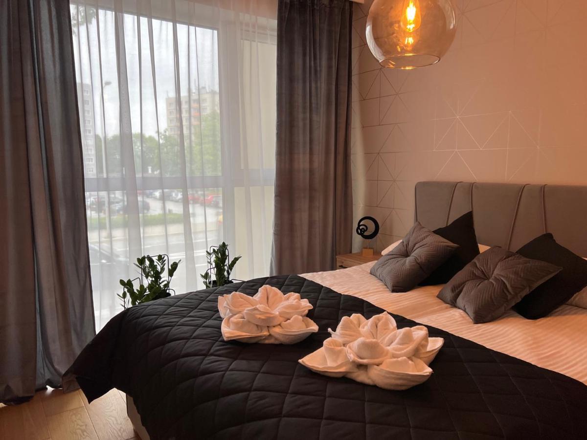 Family & Business Elegant Apartments, Kadzielnia, Wdk, Stadion Korona -1 Bedroom, Terrace, Garage, New! Kielce Buitenkant foto