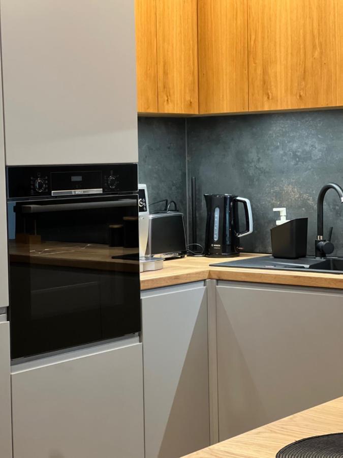 Family & Business Elegant Apartments, Kadzielnia, Wdk, Stadion Korona -1 Bedroom, Terrace, Garage, New! Kielce Buitenkant foto